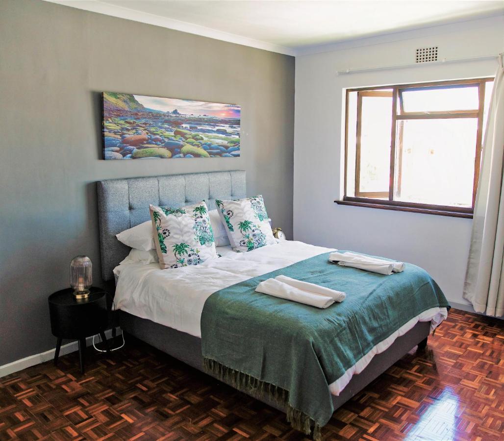 Camborne Holiday Apartments كيب تاون المظهر الخارجي الصورة