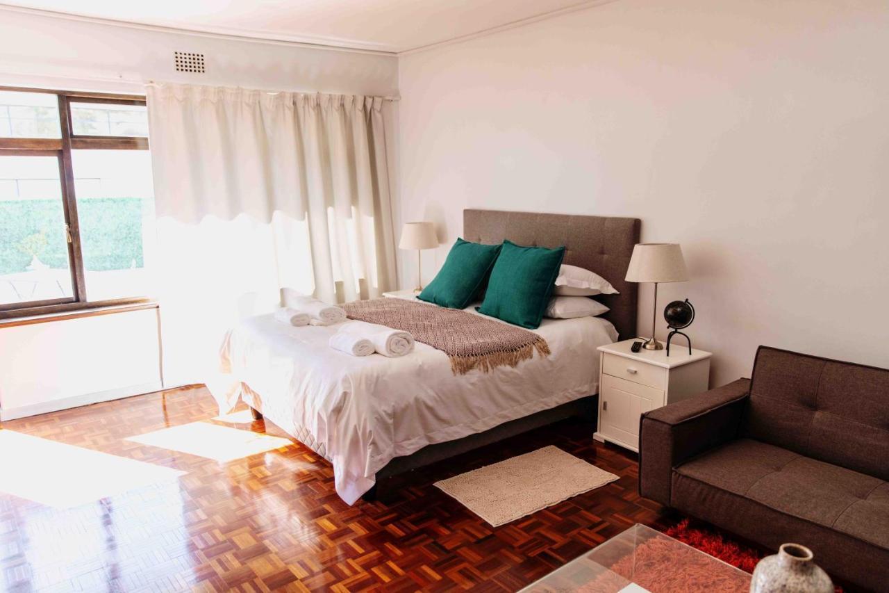 Camborne Holiday Apartments كيب تاون المظهر الخارجي الصورة