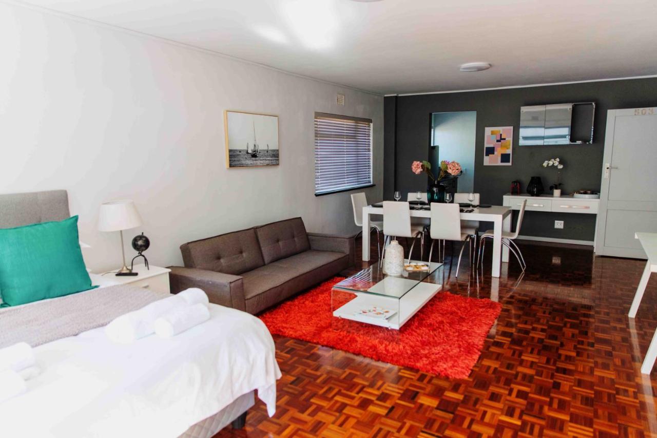 Camborne Holiday Apartments كيب تاون المظهر الخارجي الصورة