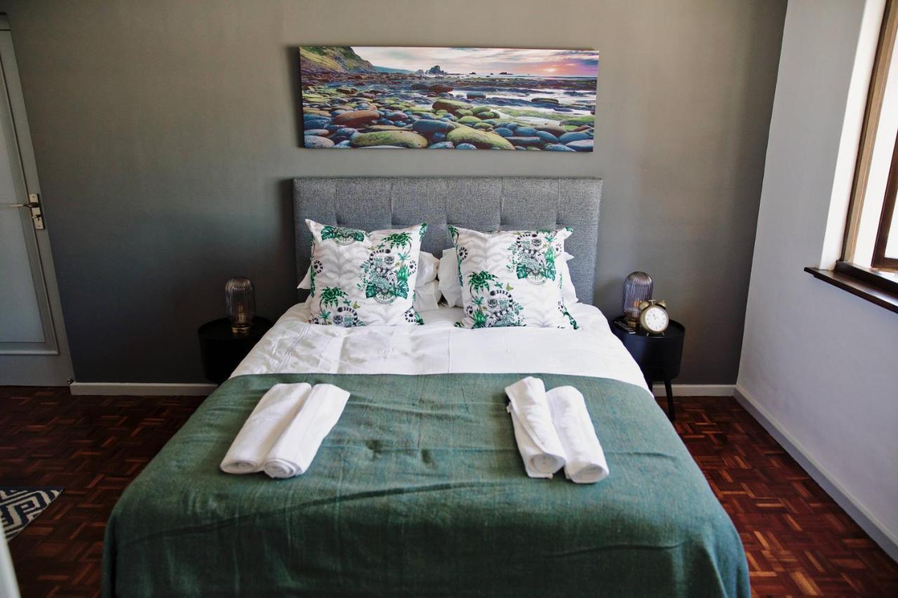 Camborne Holiday Apartments كيب تاون المظهر الخارجي الصورة