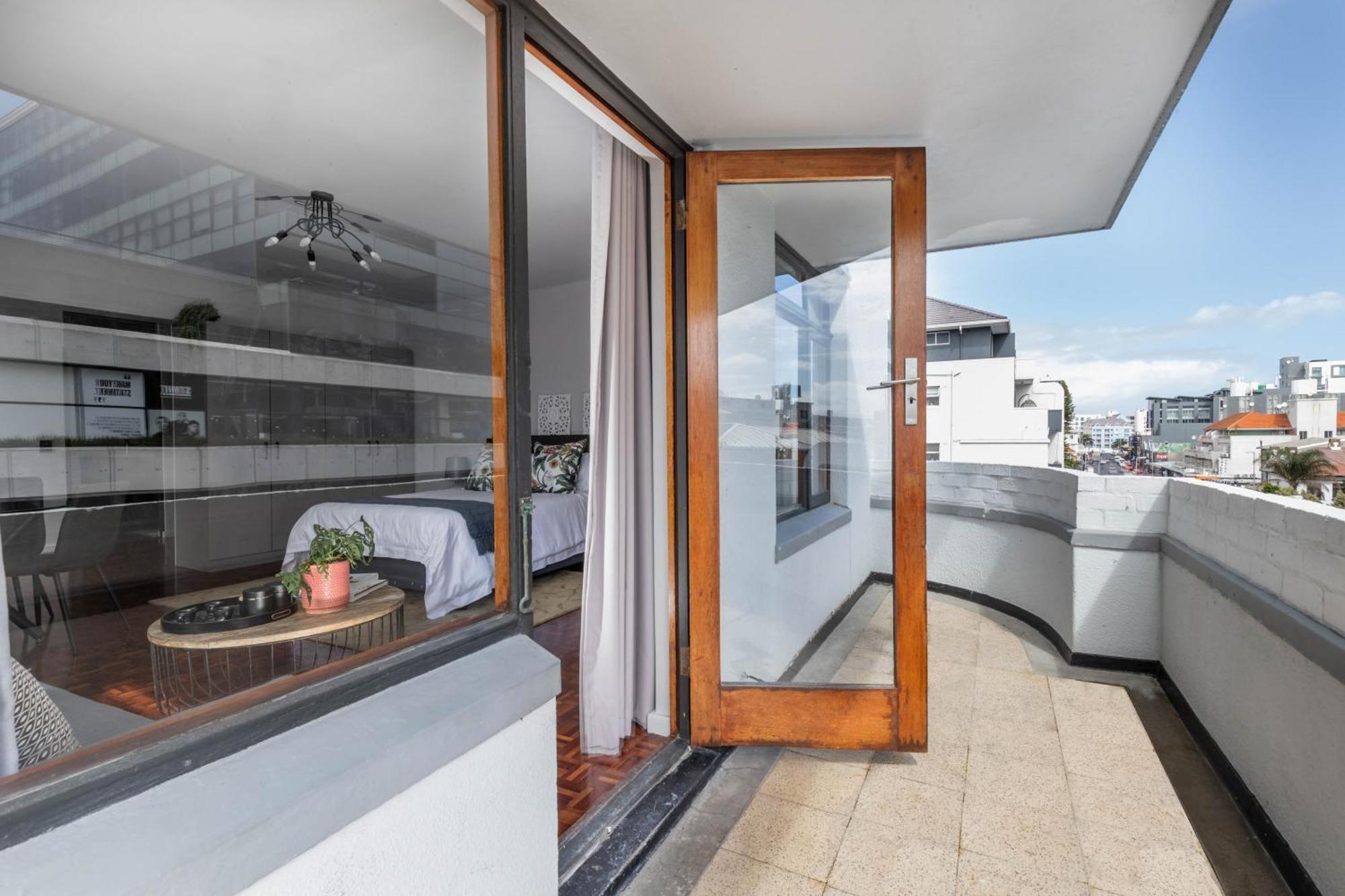 Camborne Holiday Apartments كيب تاون المظهر الخارجي الصورة